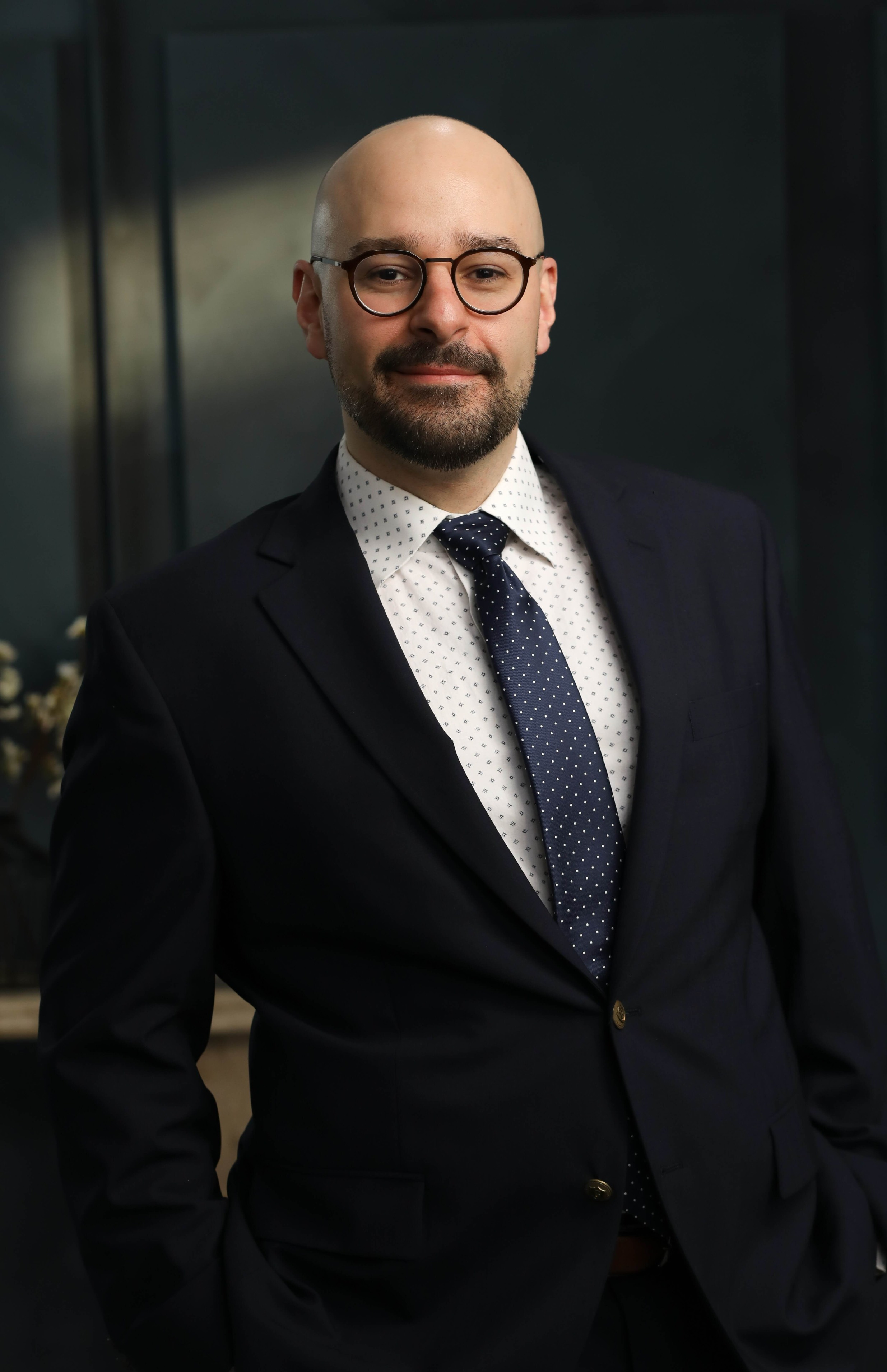 Dr. Alshami, Arabic Speaking psychiatrist, therapist, psychoanalyst. 10+ years of experience