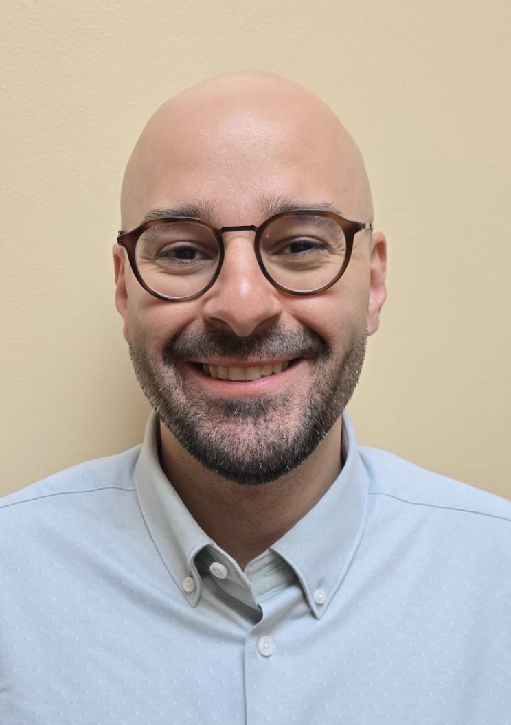 Dr. Alshami, Arabic Speaking psychiatrist, therapist, psychoanalyst. 10+ years of experience